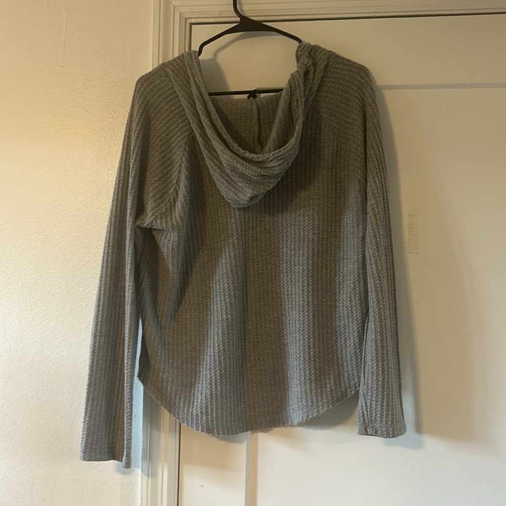 Hooded Sweater - Picture 3 of 4